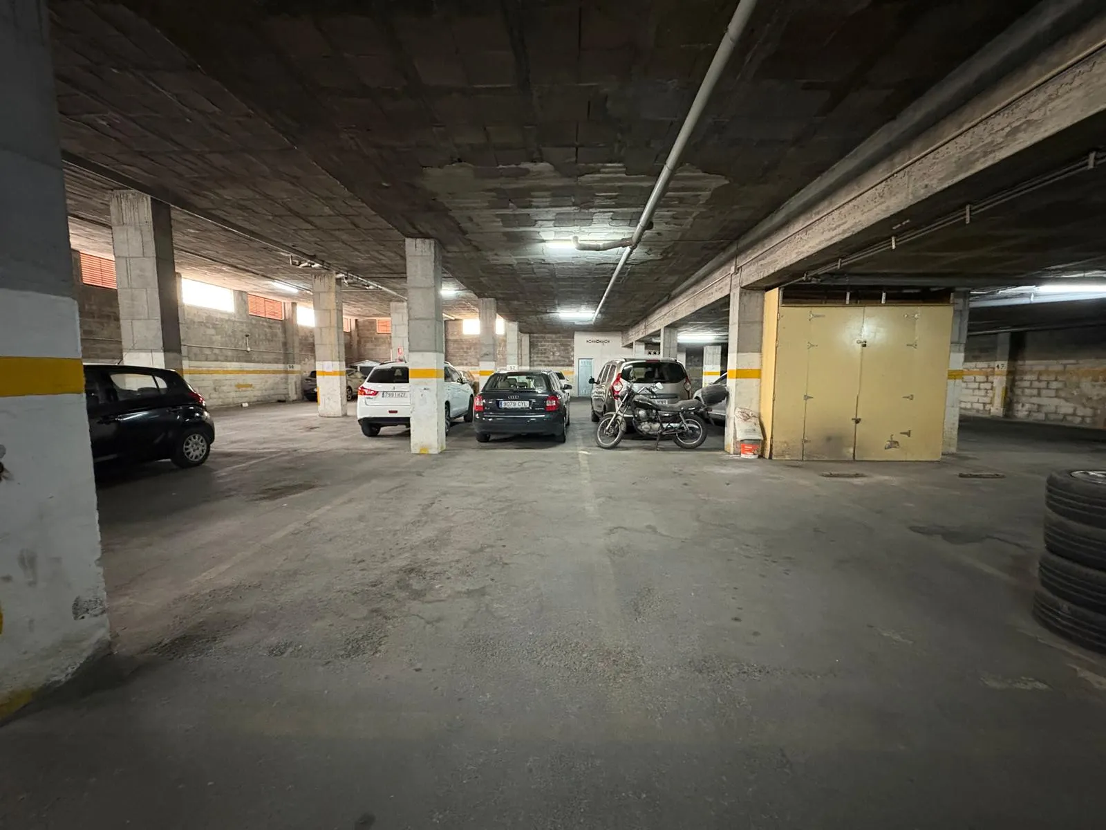 Garaje en venta en Portugal